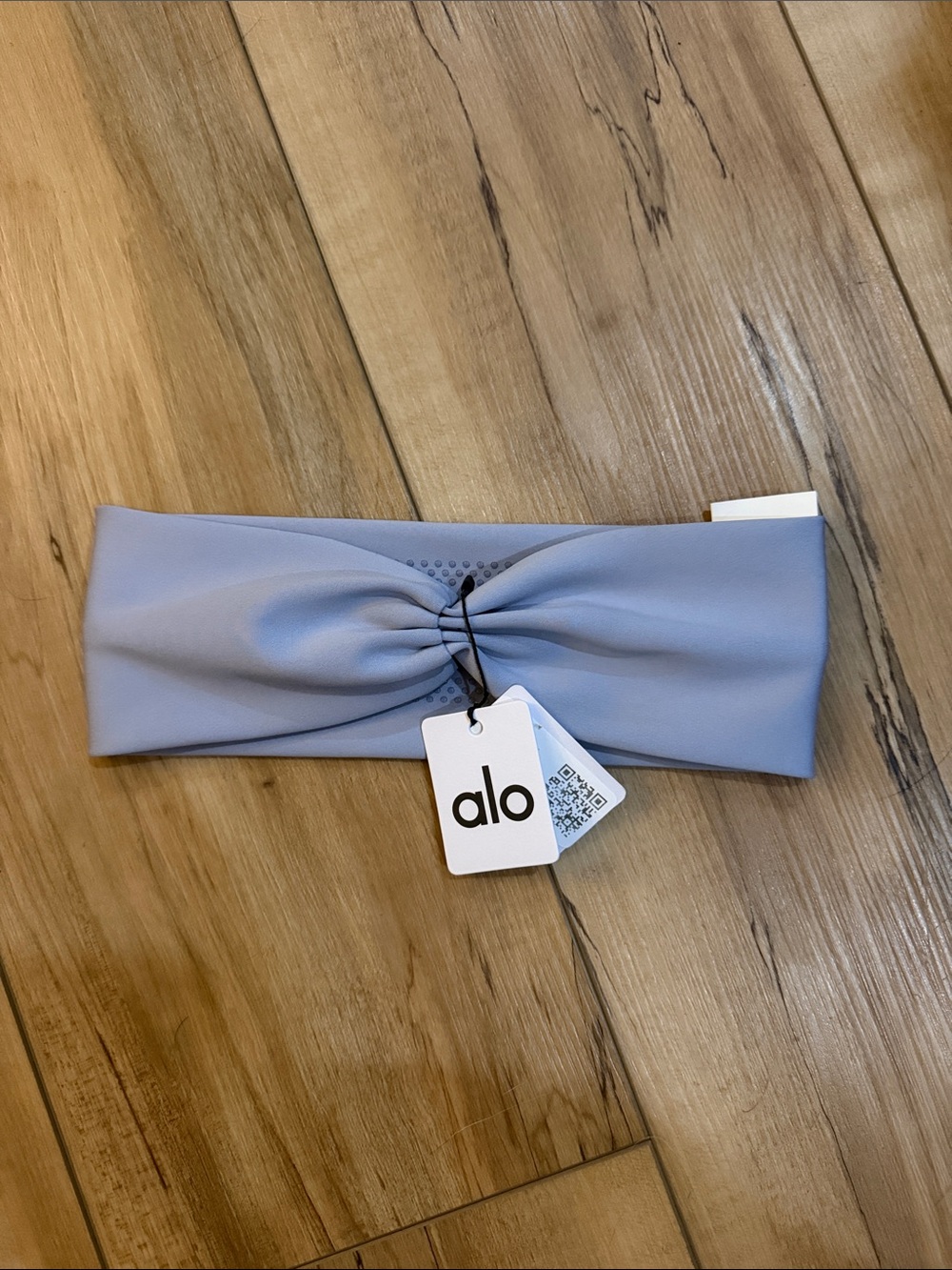 ALO Yoga Light Lavender Twist Headband